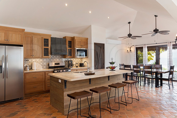 Casa_Brown_Kitchen_Dining_CC