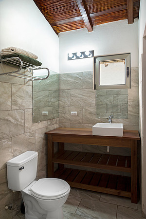 Condo_TH6_Bathroom_2_Jan_12_2017_CC