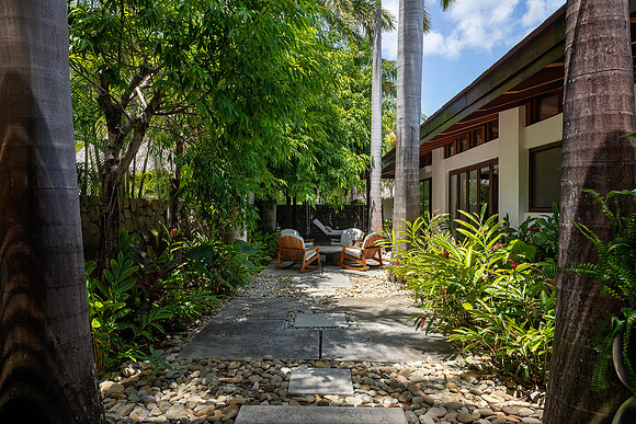 Casa_Kidd_Garden_Area_Angle_1_CC