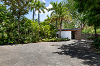 Casa_Kidd_Exterior_Front_Wide_CC