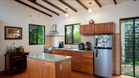 Congo_Hills_2_Kitchen_CC_16_x_9