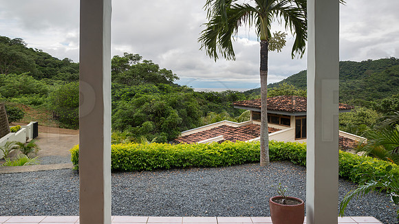 Congo_Hills_2_Exterior_Ocean_View_Bottom_Floor_CC_16_x_9