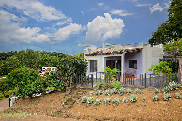 Congo_Hills_1_Exterior_Wide_Front_of_House_Angle_1_CC