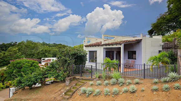 Congo_Hills_1_Exterior_Wide_Front_of_House_Angle_1_CC_16_x_9