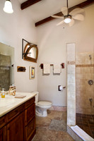 hacienda_colorado_lower_bathroom_1_cc_hero
