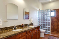 casa_panga_drops_bathroom_nov_08_2016_cc_high_res