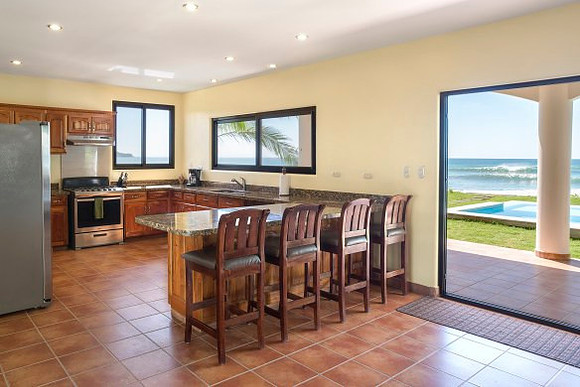 casa_panga_drops_kitchen_nov_08_2016_cc_high_res