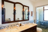 Residence_At_The_Inn_Bathroom_1_Feb_15_2017_CC