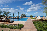 Residence_At_The_Inn_Pool_Exterior_Feb_15_2017_CC