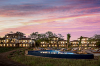 Residence_At_The_Inn_Twilight_Back_All_Feb_22_2017_CC