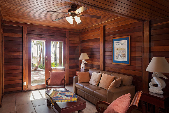 Casa_Rio_de_Luna_Reading_Den_CC