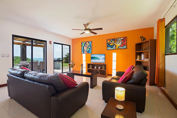Casa_Olimar_Living_Area_Angle_1_CC
