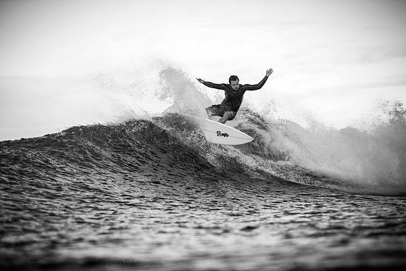 NSS_0013_Panga_Drops_Water_02_21_2015_BW_CC_LR