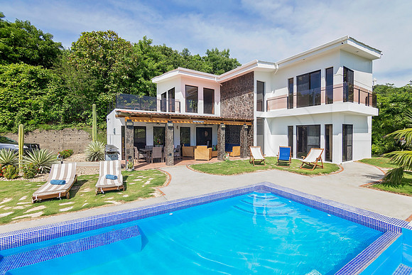 Casa_Olimar_Front_Home_View_Wide_CC