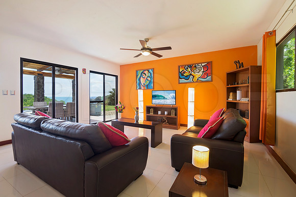 Casa_Olimar_Living_Area_Angle_1_CC