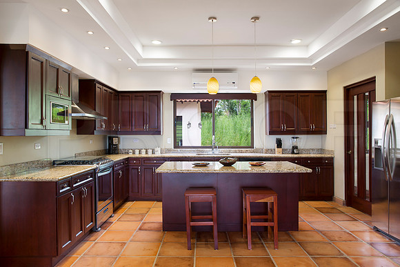 Casa_Estrella_Kitchen_July_8_2016_CC_High_Res_Print