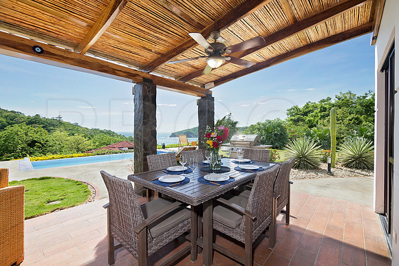 Casa_Olimar_Interor_Patio_Dining_Area_Ocean_View_CC